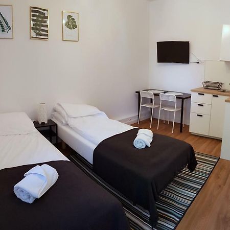 Apartamenty Metro Targowek Varšava Exteriér fotografie