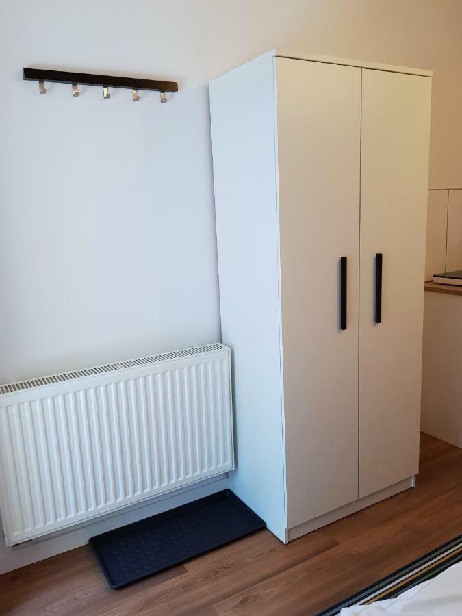 Apartamenty Metro Targowek Varšava Exteriér fotografie