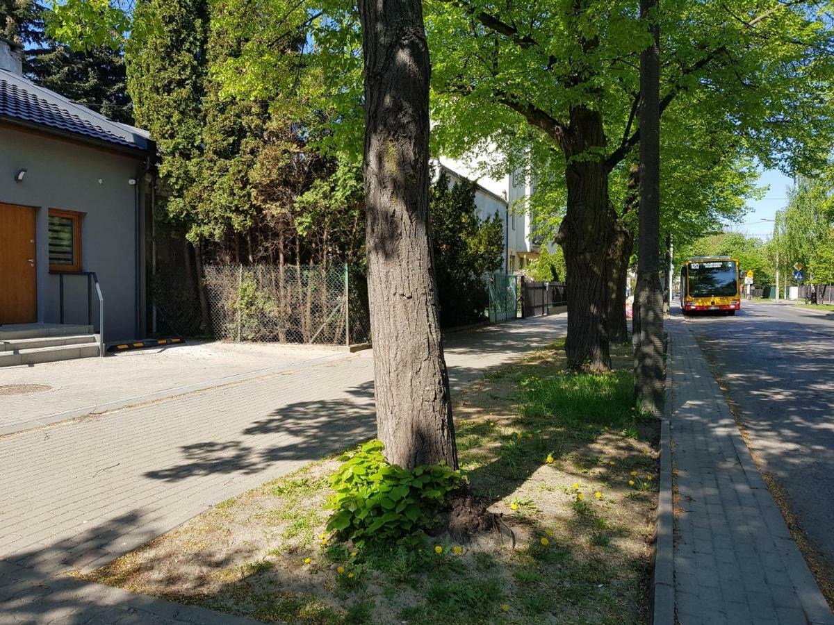 Apartamenty Metro Targowek Varšava Exteriér fotografie