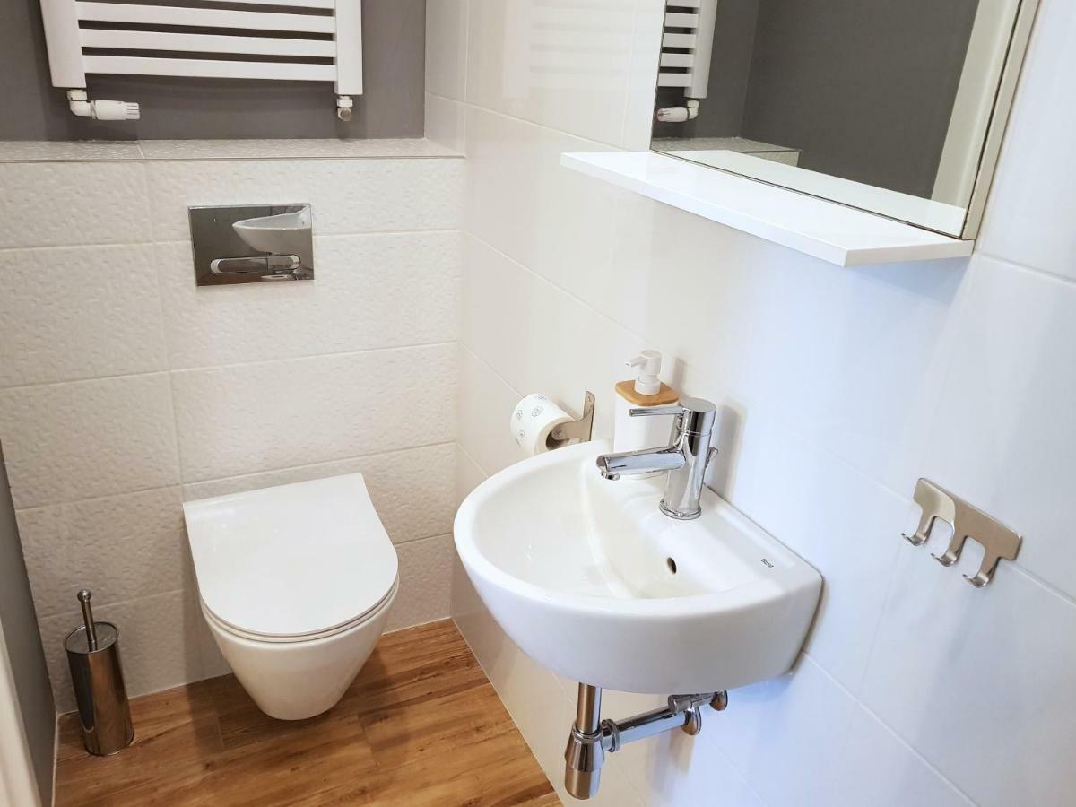 Apartamenty Metro Targowek Varšava Exteriér fotografie