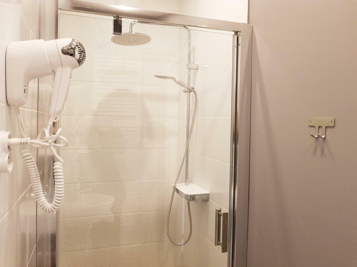 Apartamenty Metro Targowek Varšava Exteriér fotografie